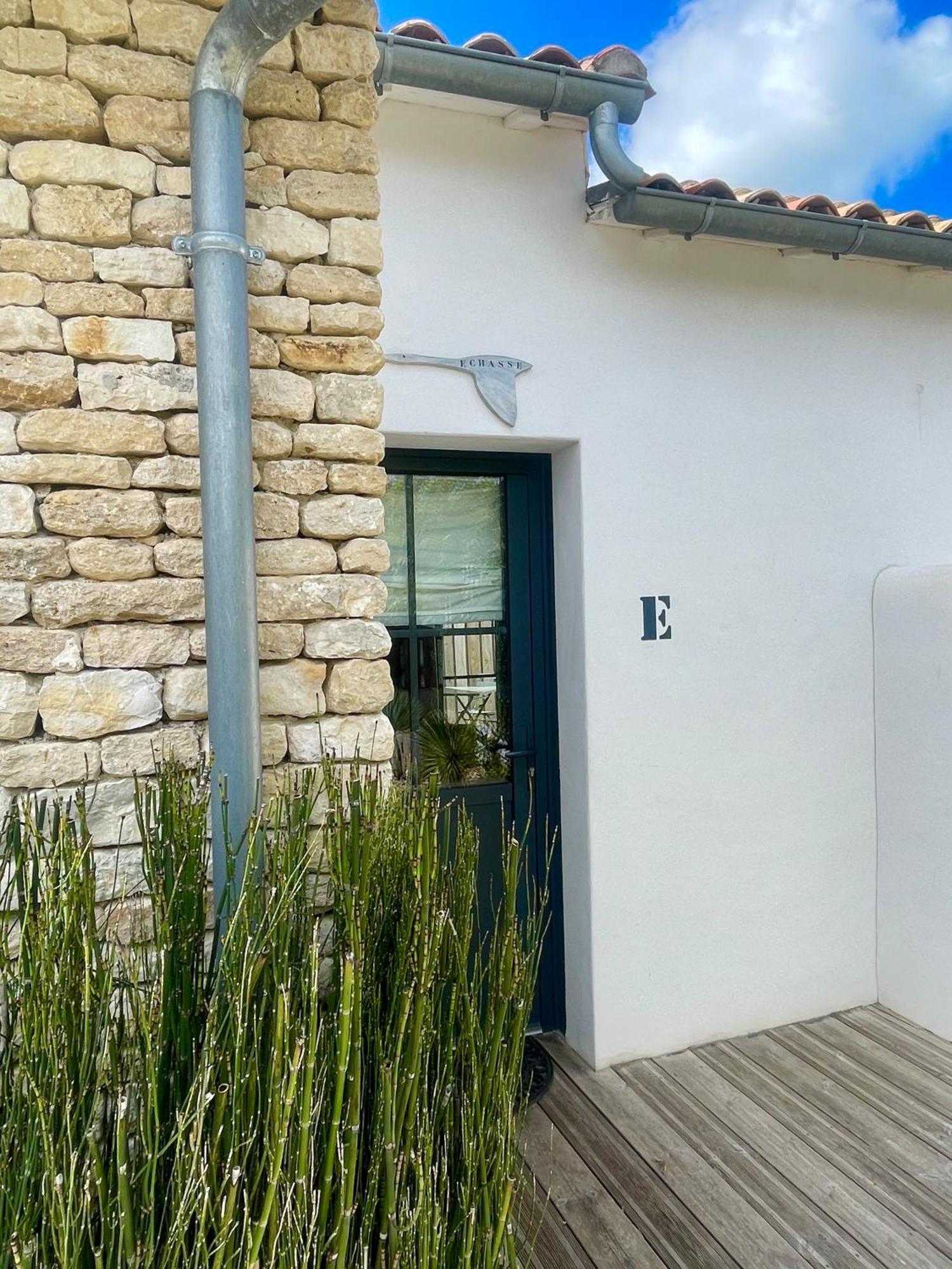 Fleur De Re Hotel Loix Exterior photo